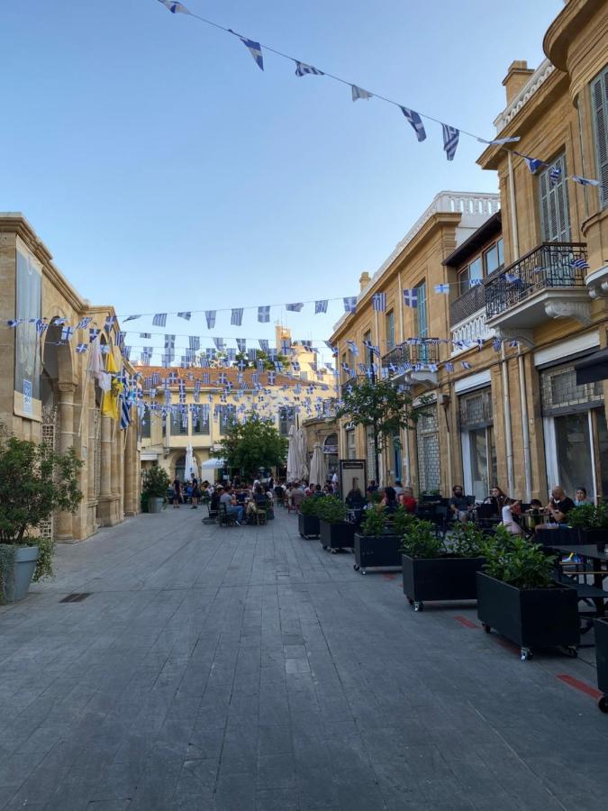 Unique Studios Phaneromenis 41 - Down Town Nikosia Bagian luar foto